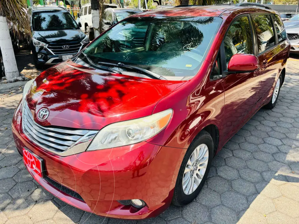 Toyota Sienna LE 2016 Vehículo Familiar Minivan en República Dominicana