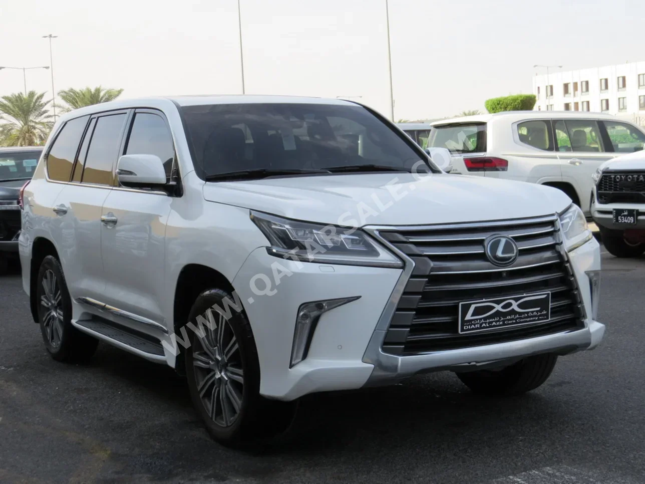 Lexus LX 570 modelo 2016 SUV de lujo