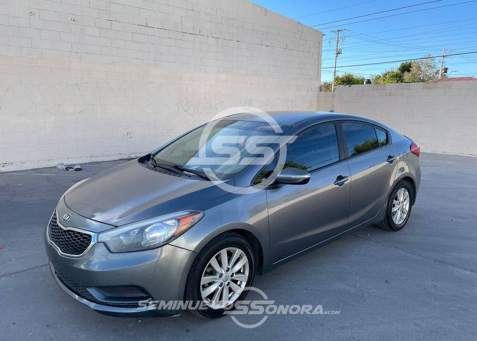 Kia Forte 2016 Hatchback 5 puertas