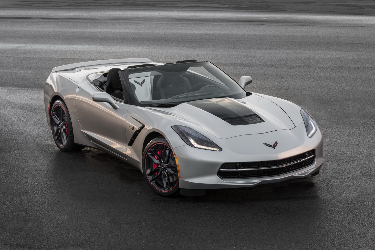 Chevrolet Corvette modelo 2016 deportivo en República Dominicana