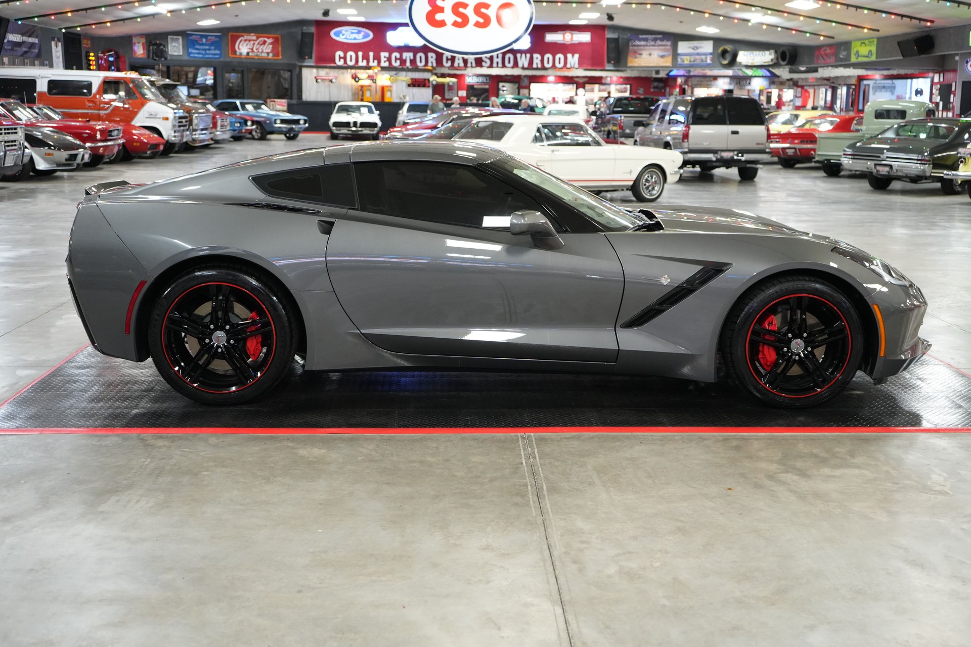 Chevrolet Corvette modelo 2016 deportivo