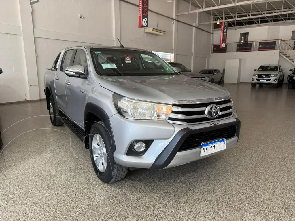 Toyota Hilux SRV 2016 Camioneta Pickup en República Dominicana