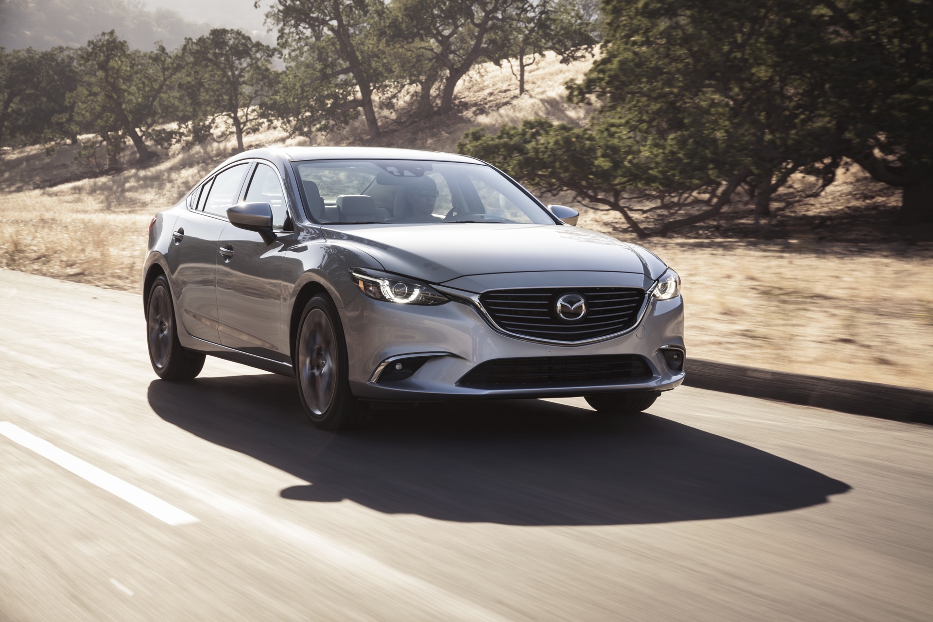 Mazda 6 Sport modelo 2016 vehículo sedán