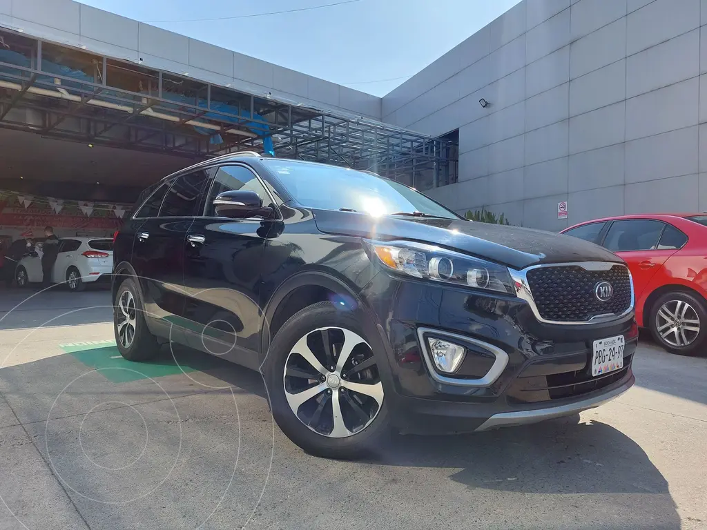 Kia Sedona LX 2016 Minivan en República Dominicana