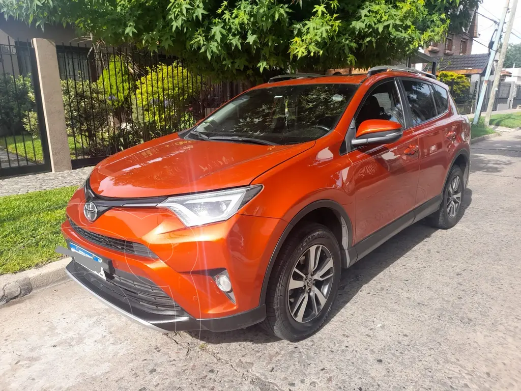 Toyota RAV4 LE 2016 SUV en República Dominicana