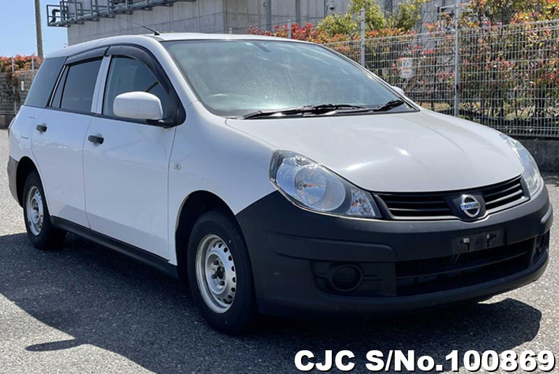 Nissan AD Wagon 2016 vehículo familiar en República Dominicana