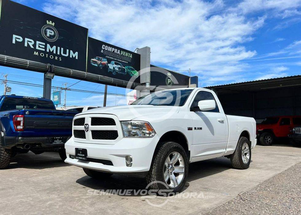 Dodge Ram 1500 modelo 2016 camión pickup en República Dominicana