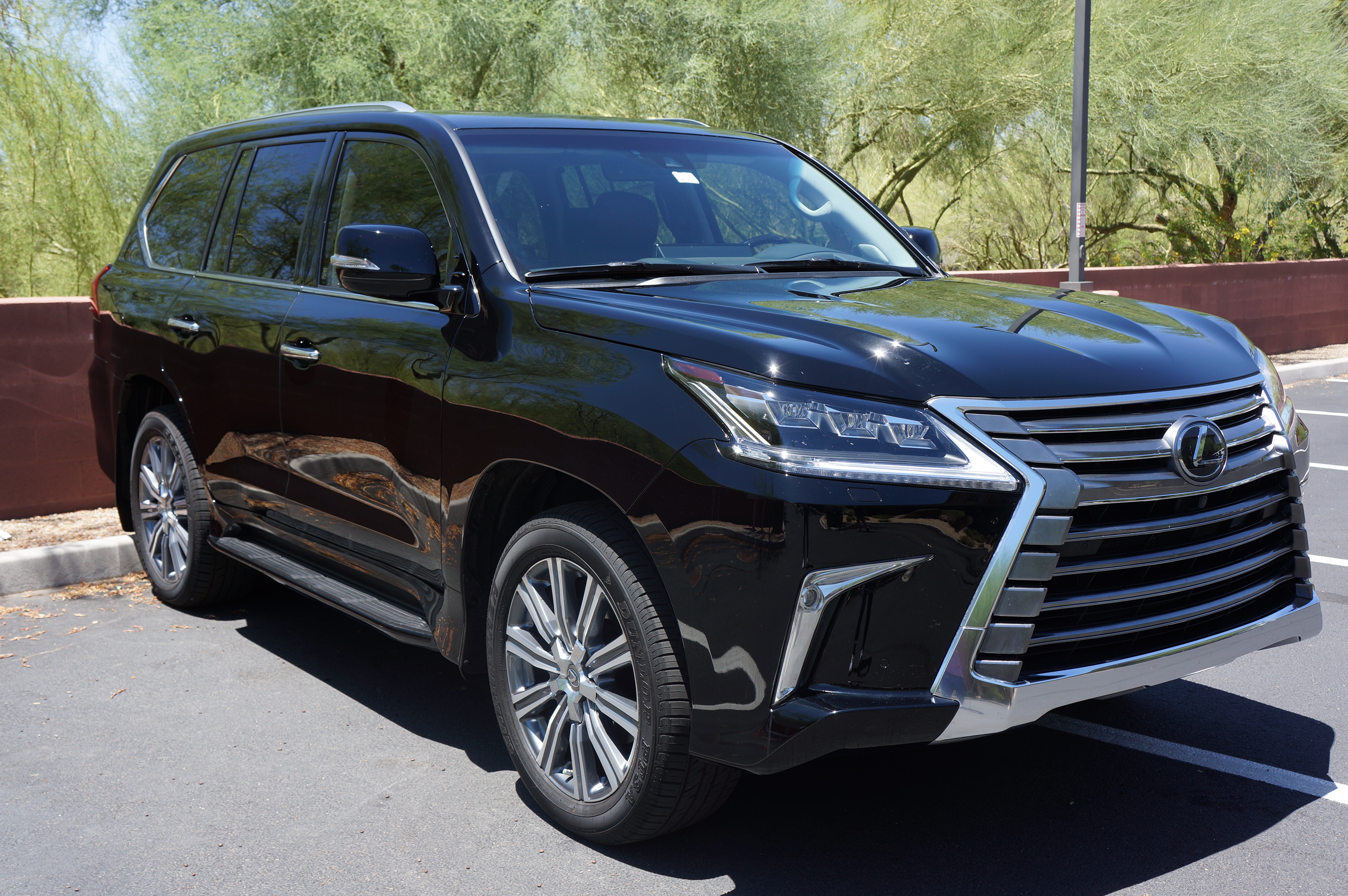 Lexus LX 570 2016 SUV de Lujo