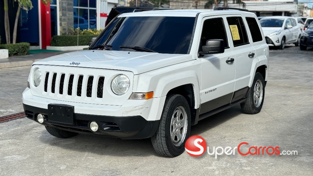 Jeep Patriot 2016 SUV modelo Sport en República Dominicana
