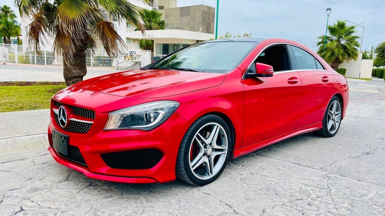 Mercedes-Benz CLA 180 Modelo 2016 Sedán Compacto en República Dominicana