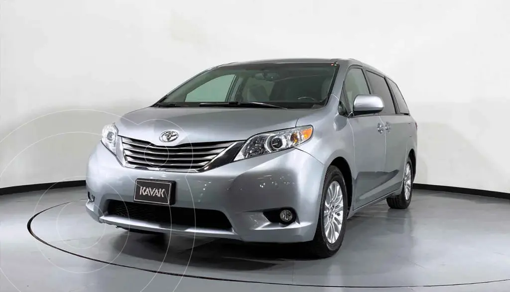 Toyota Sienna LE 2016 Vehículo Familiar