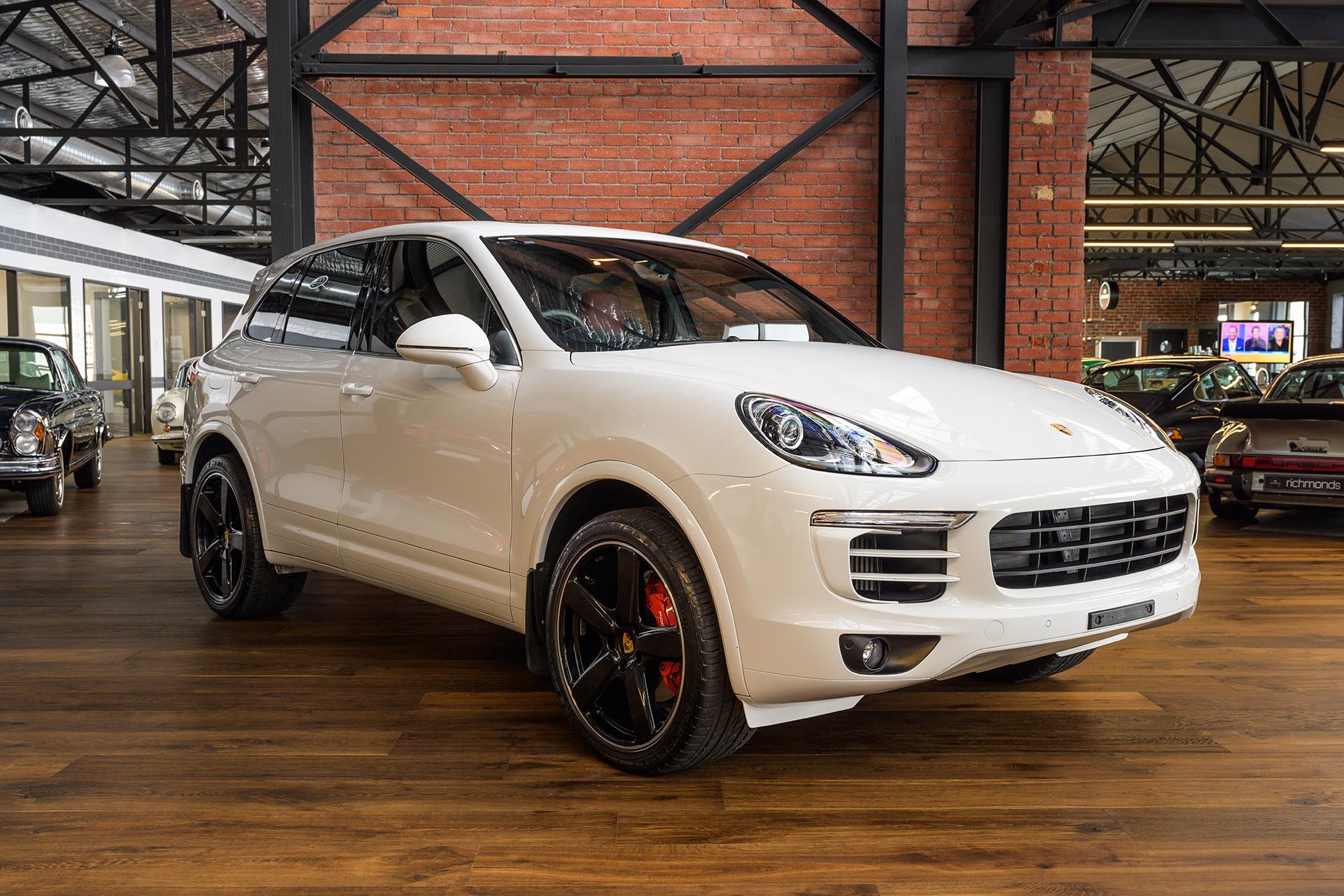 Porsche Cayenne S modelo 2016 SUV de lujo en República Dominicana
