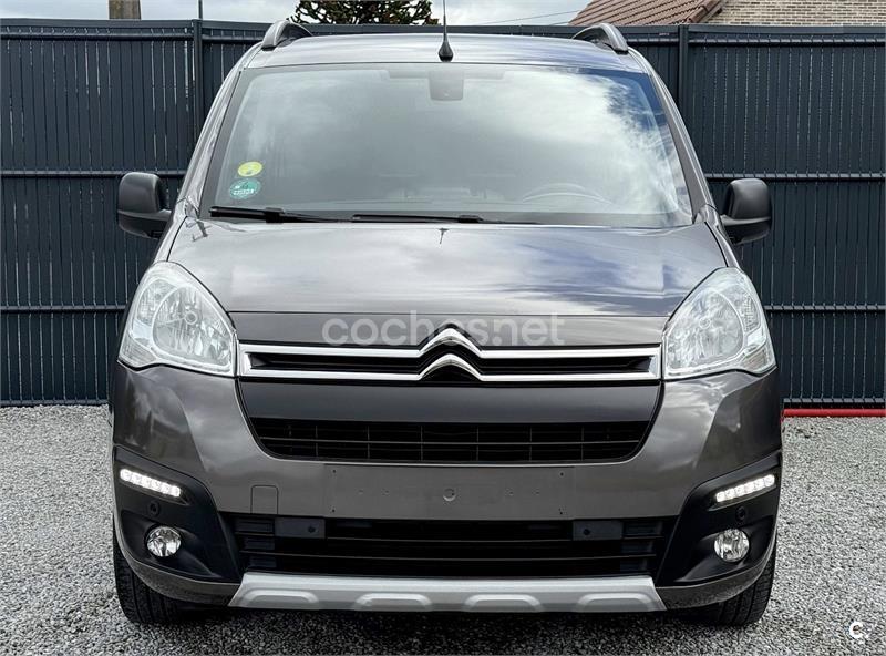Citroen Berlingo Multispace 2016 Furgoneta Diesel en República Dominicana