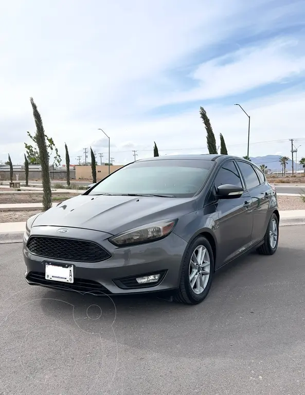 Ford Focus SE modelo 2016 auto compacto