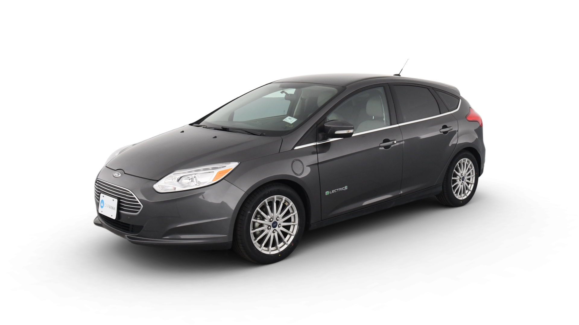 Ford Focus SE modelo 2016 auto compacto en República Dominicana