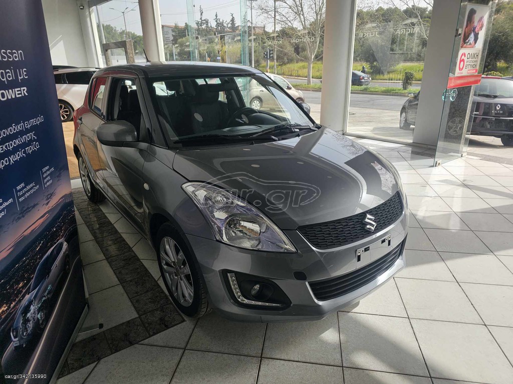 Suzuki Swift modelo 2016 automóvil compacto en República Dominicana