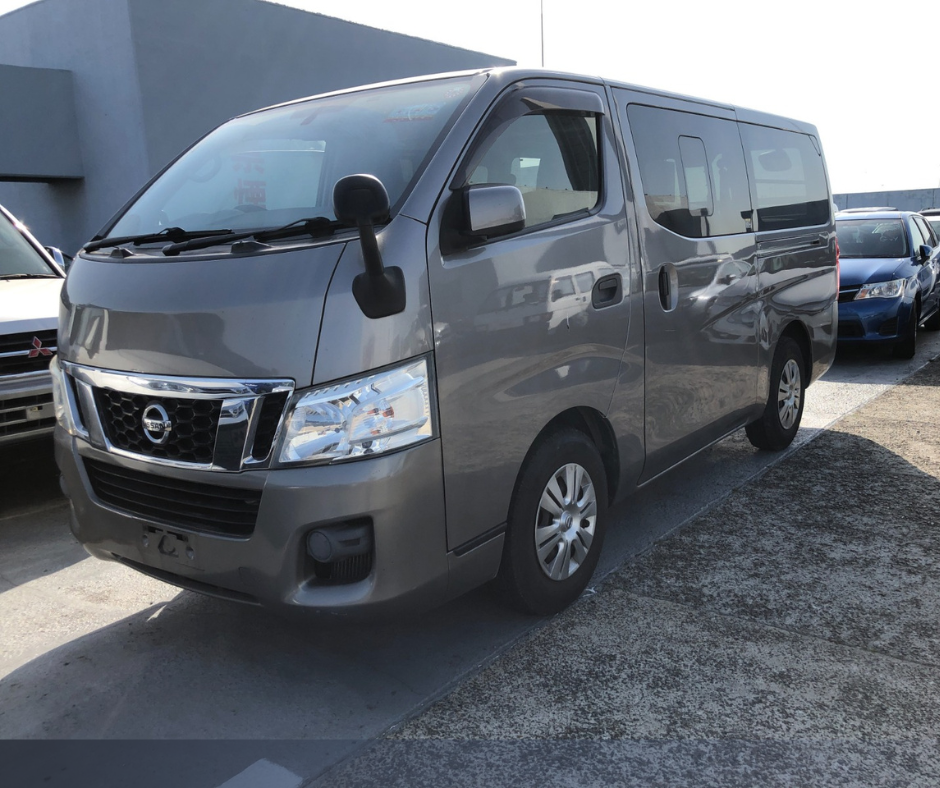 Nissan Caravan 2016 Furgoneta Diésel Automática en República Dominicana