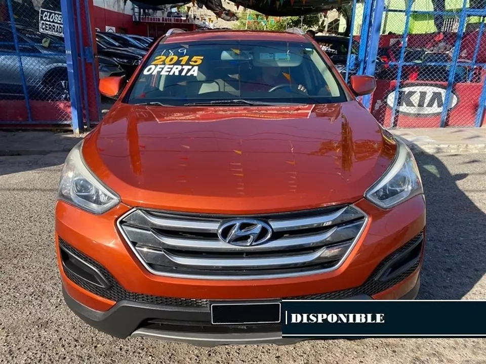 Hyundai Santa Fe 2016 SUV 2.4L 4 cilindros en República Dominicana
