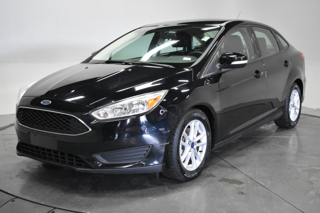 Ford Focus SE 2017 Sedán