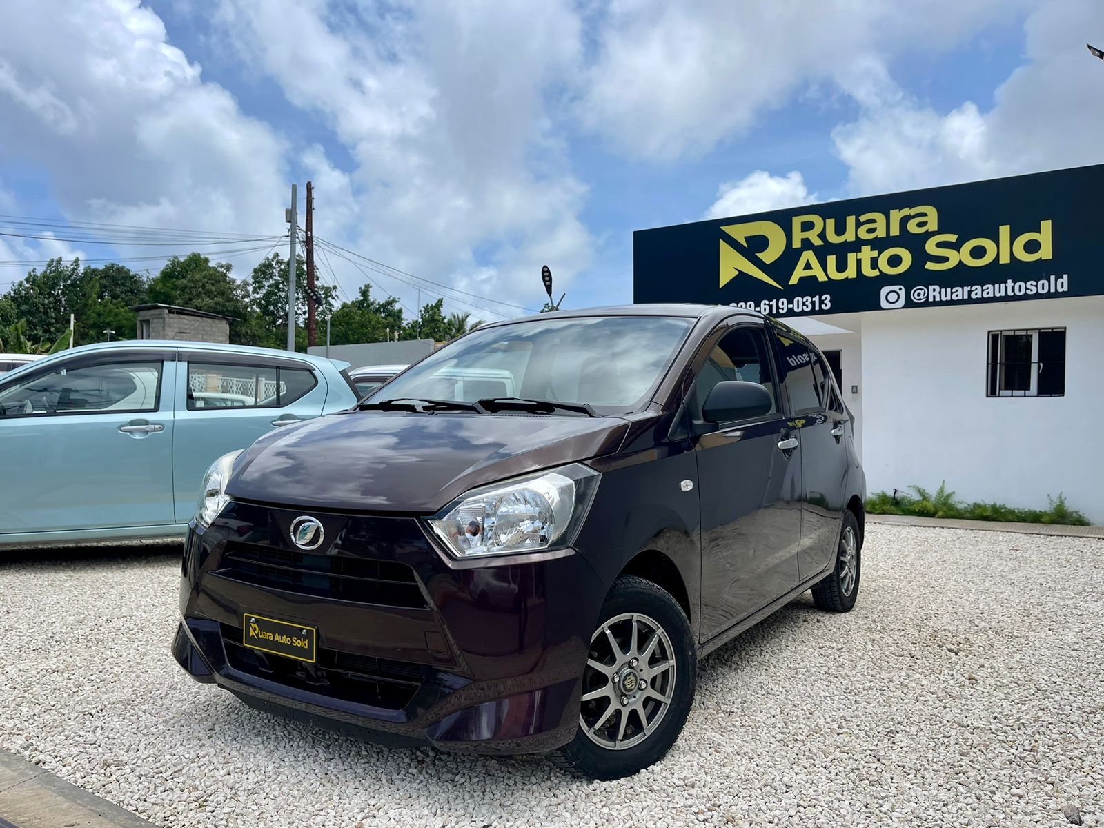 Daihatsu Mira 2017 Automóvil Compacto Japonés en República Dominicana