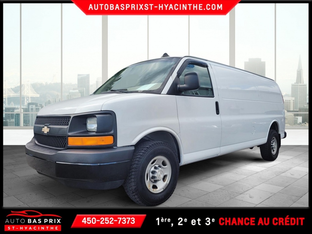 Chevrolet Express G2500 2017 Van Comercial en República Dominicana