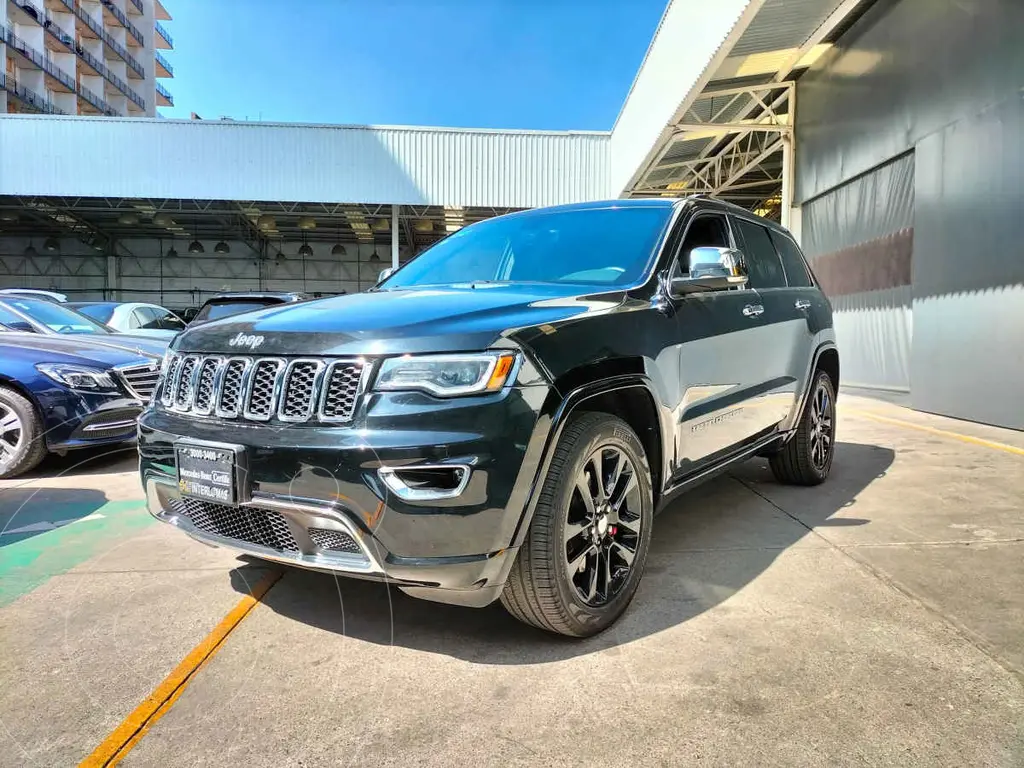 Jeep Grand Cherokee Altitude 2017 SUV