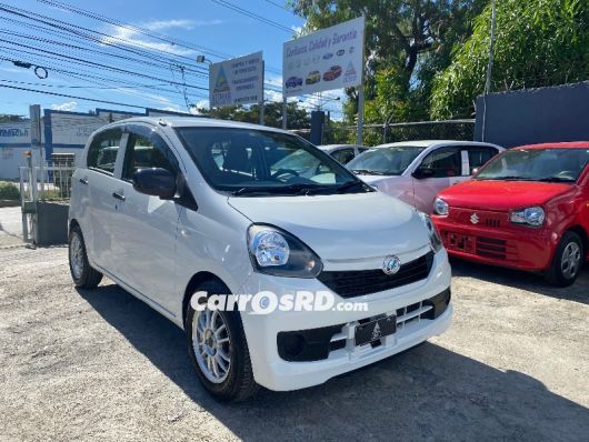 Daihatsu Mira Modelo 2017 Coche Compacto en República Dominicana