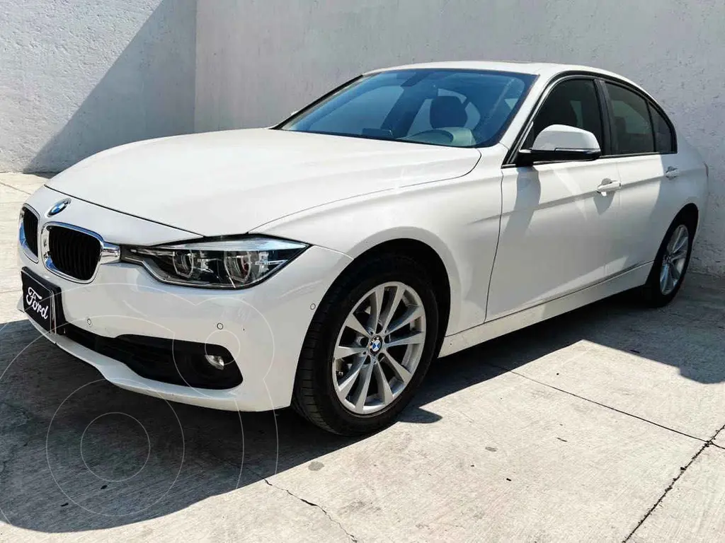 BMW Serie 3 F30 318i M Sport 2017 Sedán