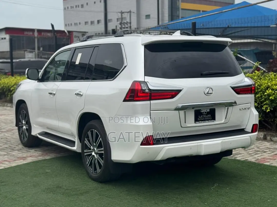 Lexus LX 570 2017 SUV de lujo en República Dominicana