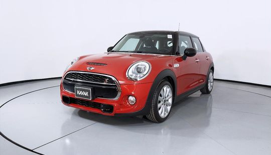 Mini Cooper Hardtop 2017 Automóvil Compacto en República Dominicana