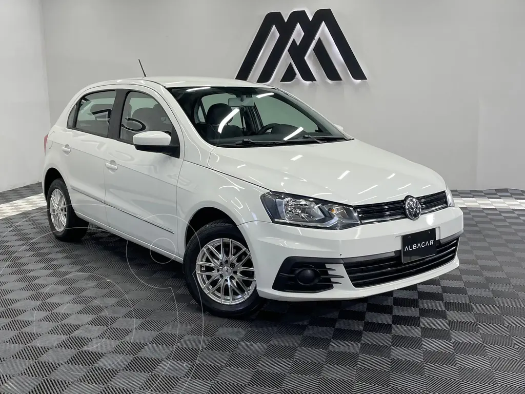 Volkswagen Golf modelo 2017, auto compacto en República Dominicana