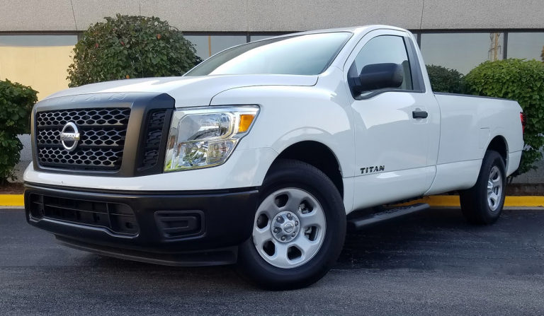 Nissan TITAN XD 4x4 2017 Camioneta en República Dominicana