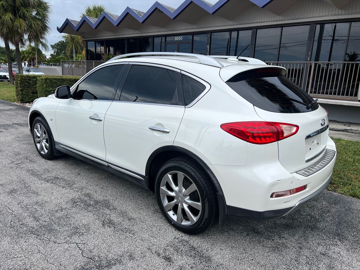 Infiniti QX50 SUV 2017 en República Dominicana