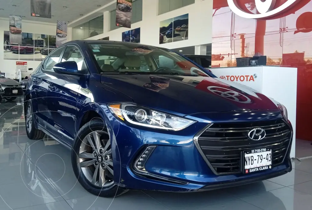 Hyundai Elantra 2017 Sedán Completo en República Dominicana
