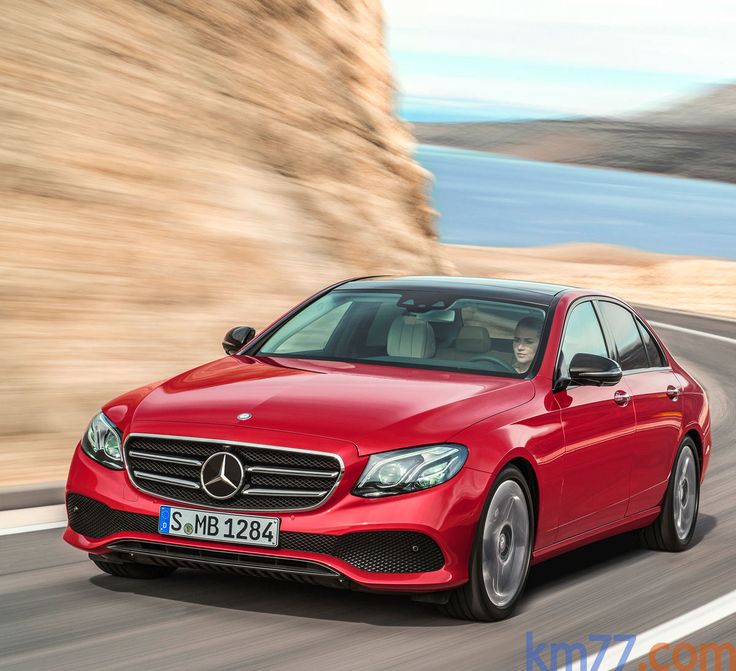 Mercedes-Benz Clase E 300 Modelo 2017 Sedán en República Dominicana