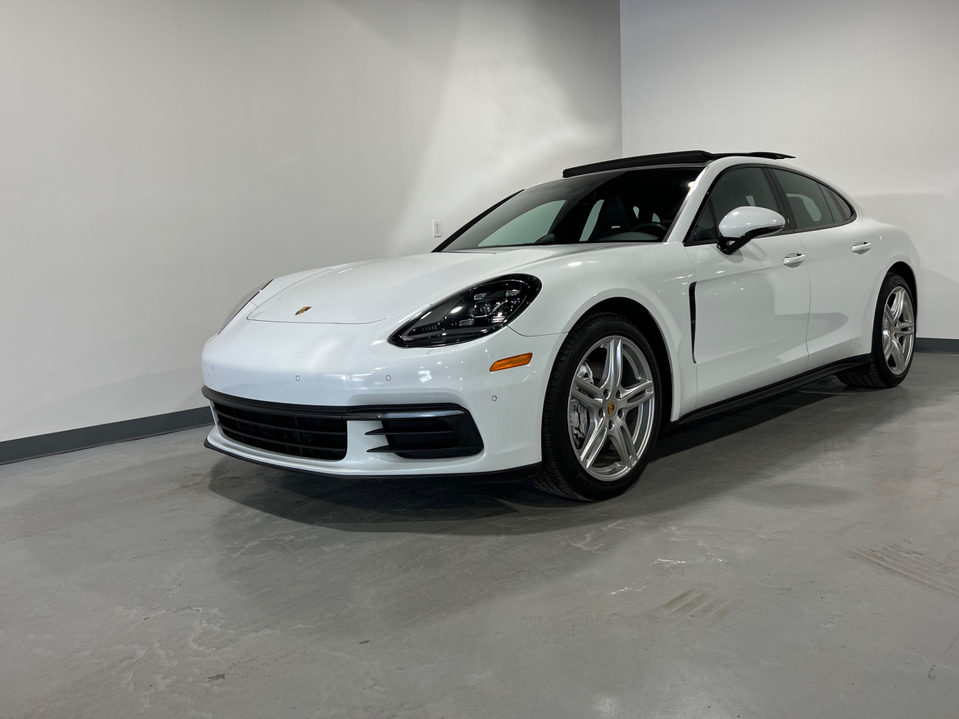 Porsche Panamera 2017 Berlina Deportiva en República Dominicana