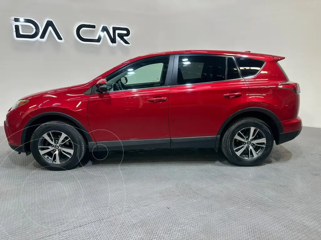 Toyota RAV4 2017 SUV LE en República Dominicana