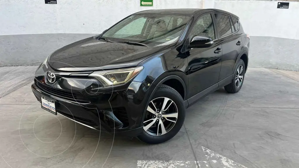 Toyota RAV4 SE 2017 SUV en República Dominicana