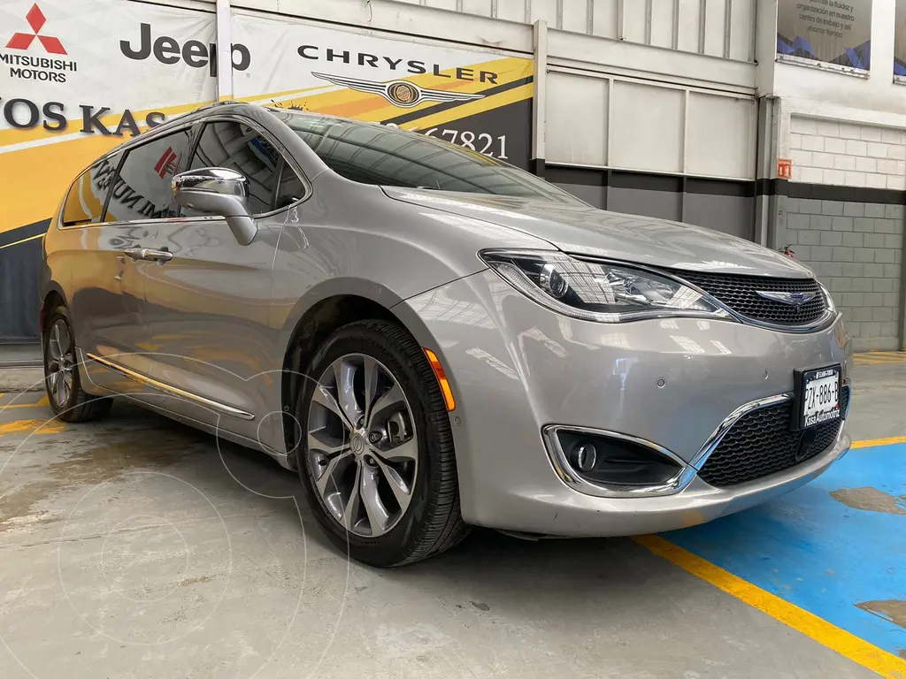Chrysler Pacifica 2017 Minivan en República Dominicana
