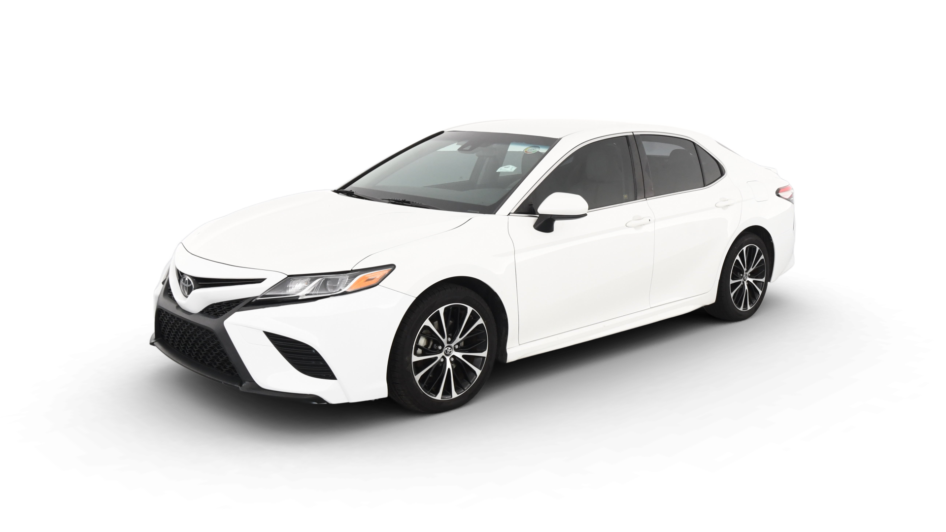 Toyota Camry SE modelo 2018 sedán en República Dominicana