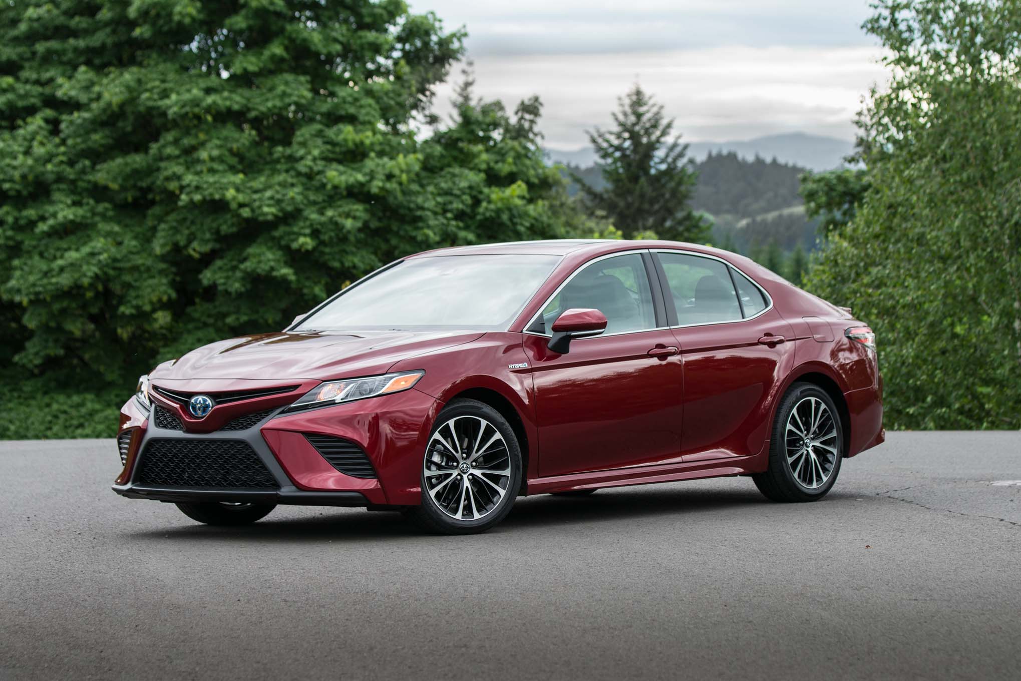Toyota Camry LE 2018 Sedan