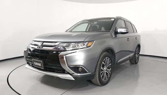 Mitsubishi Outlander 2018 SUV