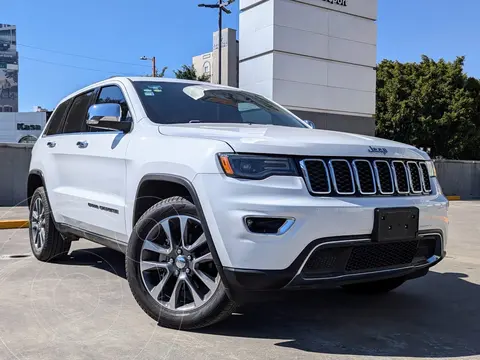 Jeep Cherokee Latitude modelo 2018 SUV