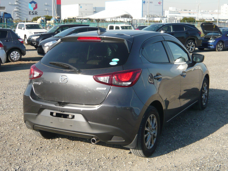Mazda Demio 2018 vehículo compacto en República Dominicana