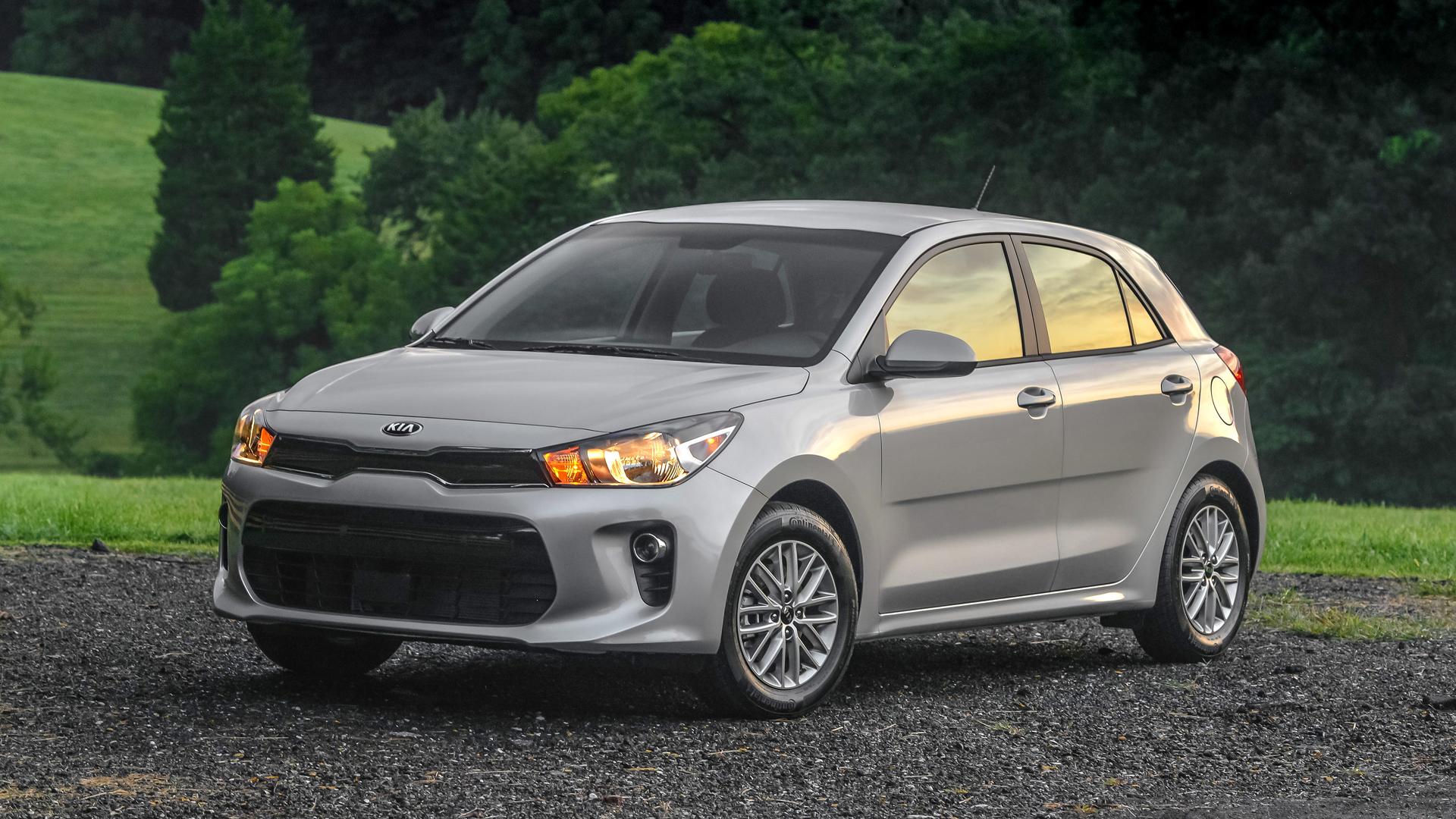 Kia Rio LX modelo 2018 coche compacto