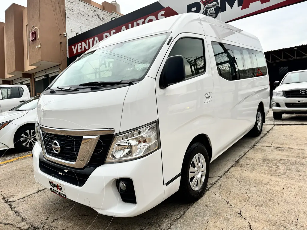 Nissan Urvan Cargo 2018 furgoneta comercial