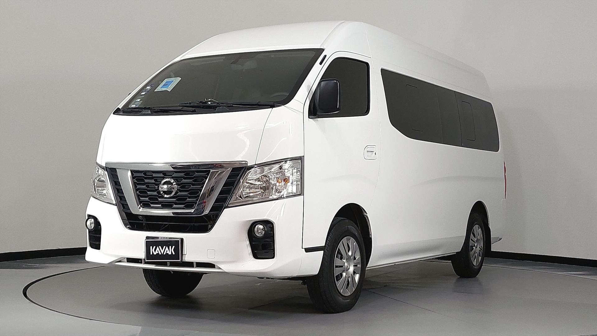 Nissan Urvan Cargo 2018 furgoneta comercial en República Dominicana