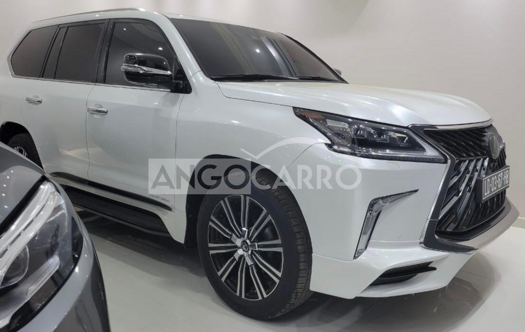 Lexus LX 570 2018 SUV 4WD