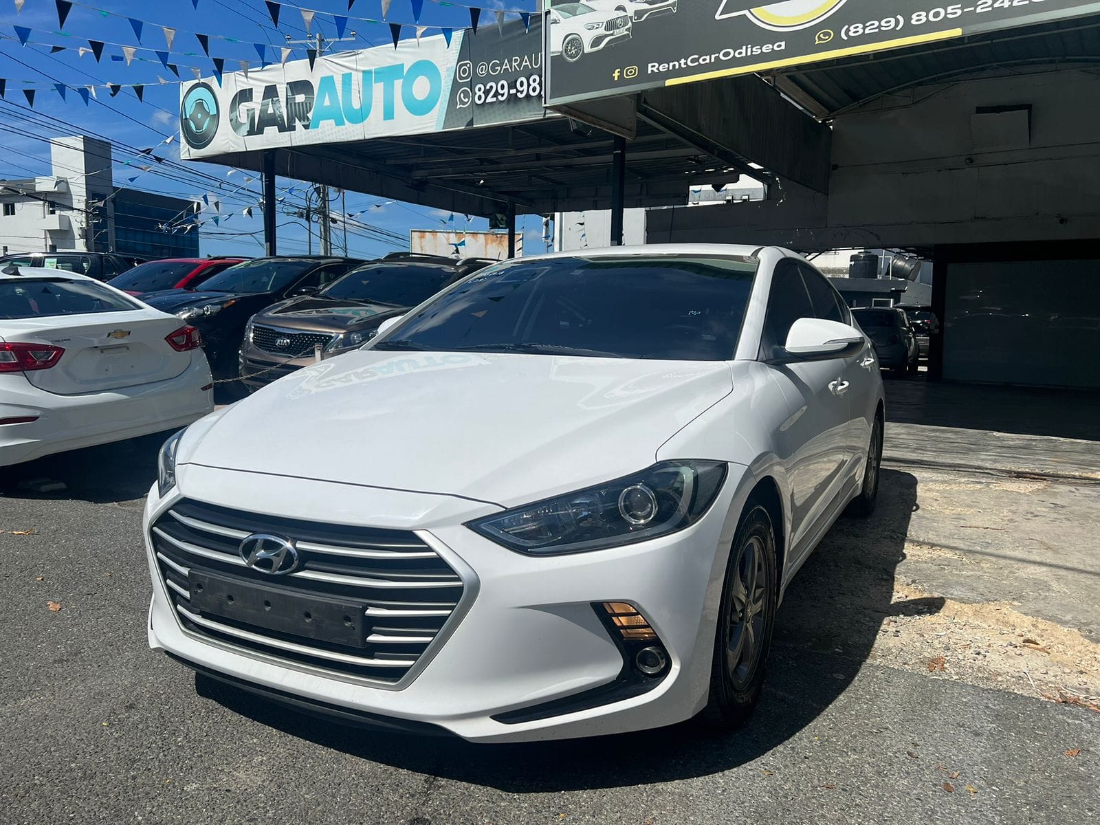 Hyundai Avante Luxury 2018 coche compacto