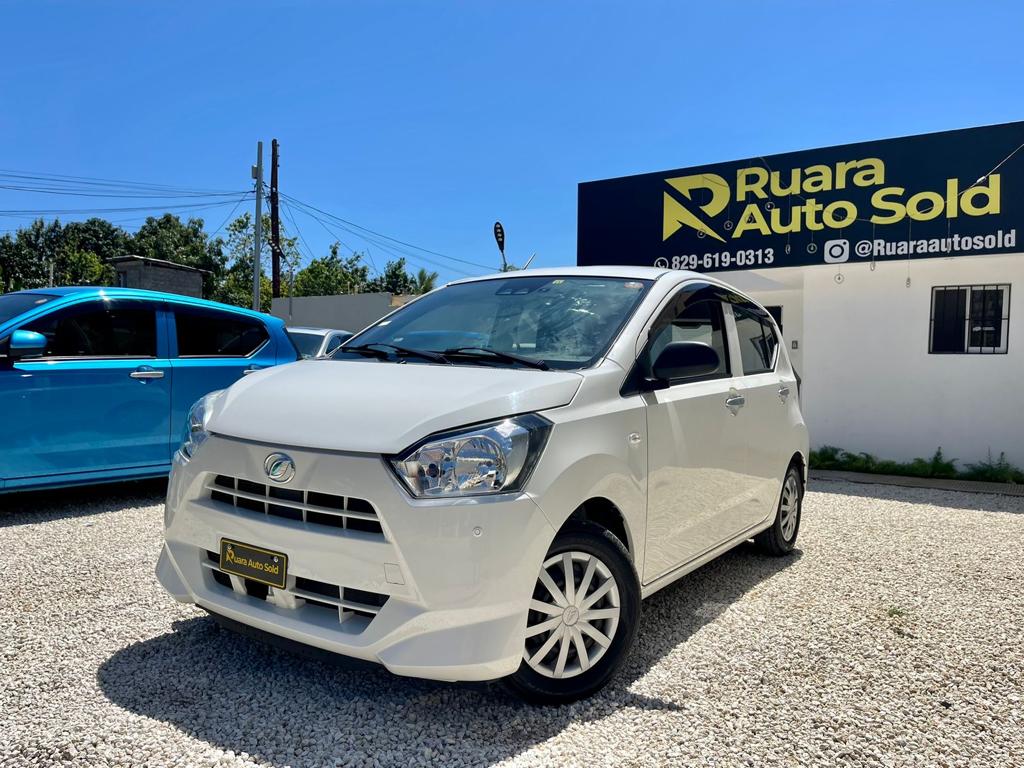 Daihatsu Mira 2018 modelo compacto automotor en República Dominicana